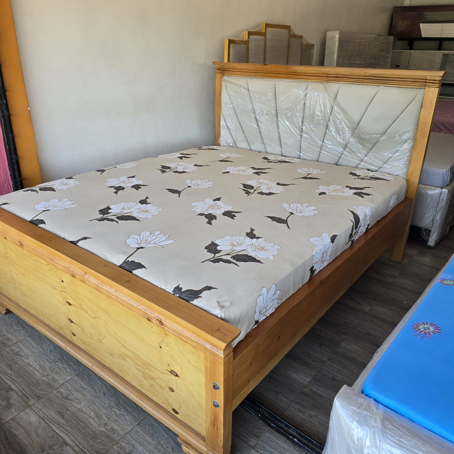 Mocket Bed (5x6) — image 1